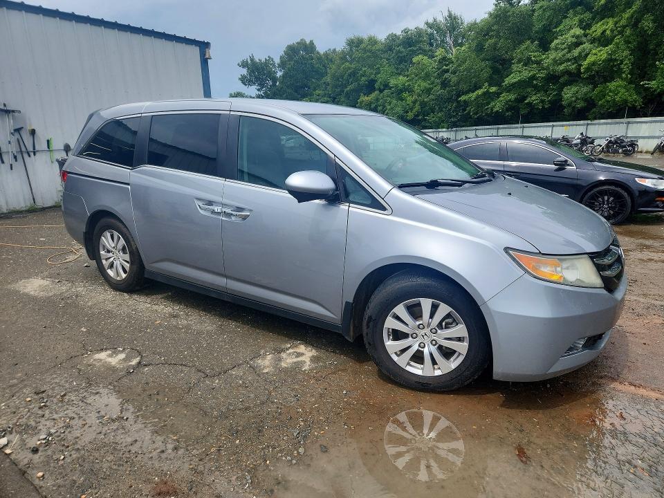 2016 Honda Odyssey se