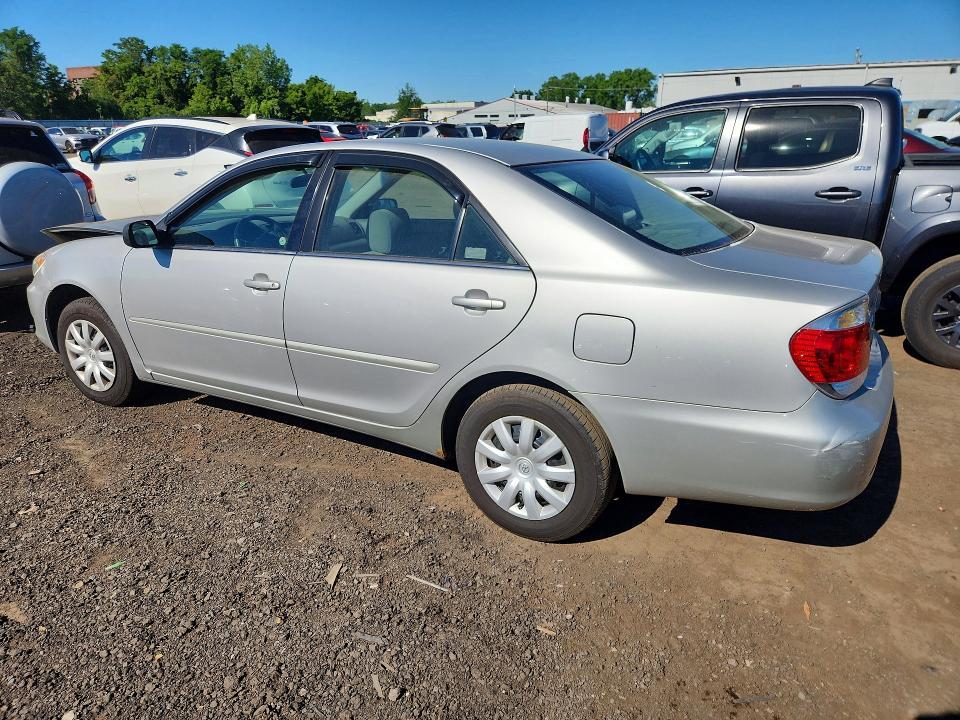 2005 Toyota Camry Standard