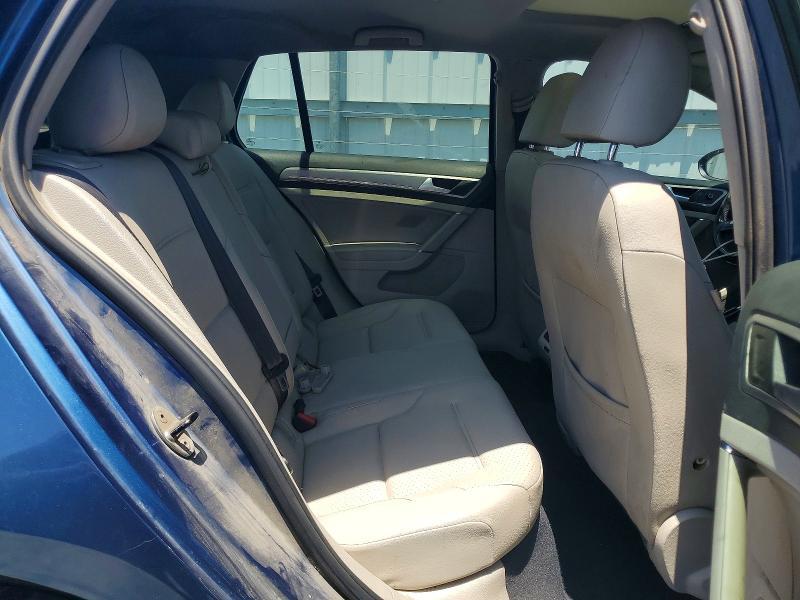 2016 Volkswagen Golf s