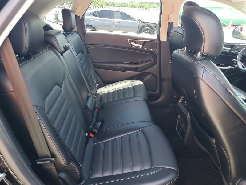 2018 Ford Edge sel