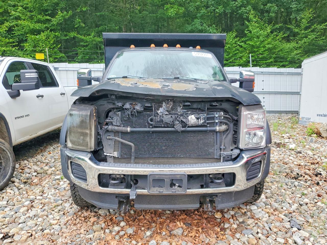 2016 Ford F550 Super Duty Dump Truck