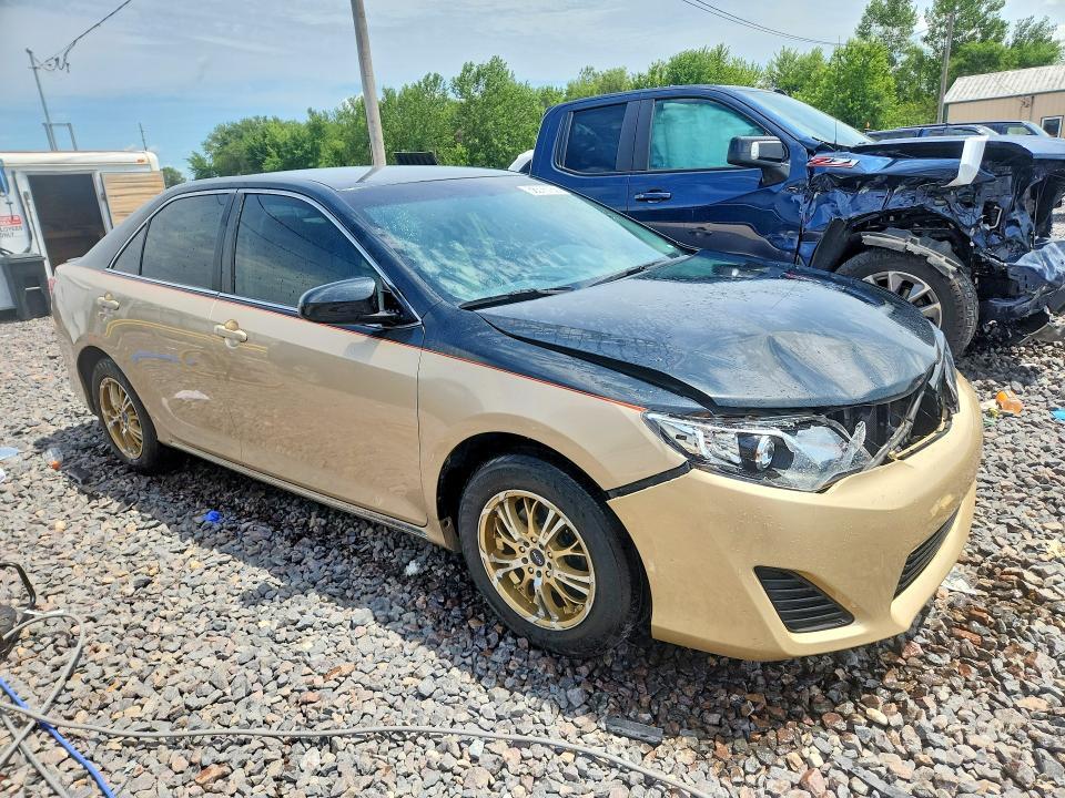 2012 Toyota Camry le