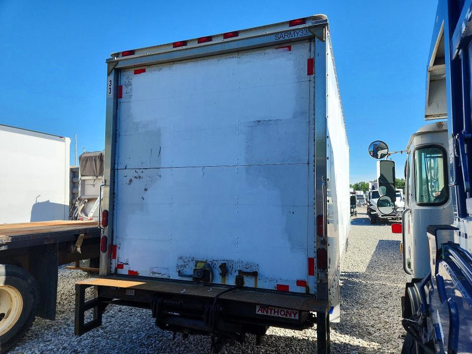 2019 Isuzu NQR BOX Truck