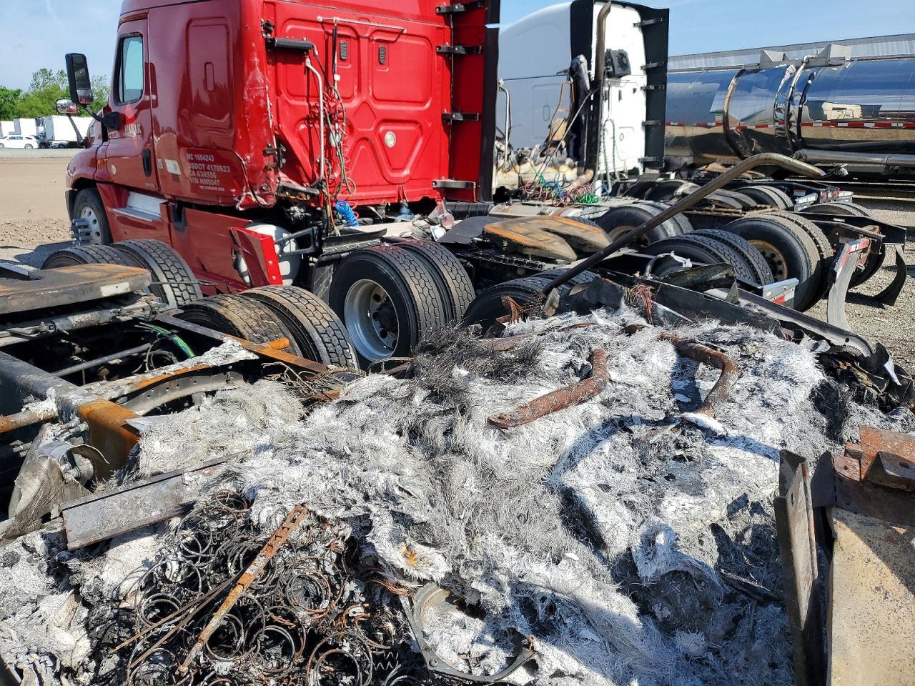 2020 Freightliner Cascadia 126 Semi Truck