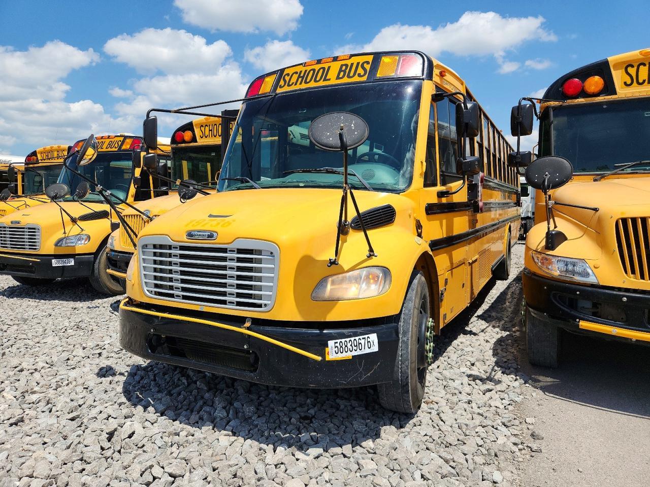 2011 Freightliner 2011 Thomas SAF-T-LINER C2-School Bus