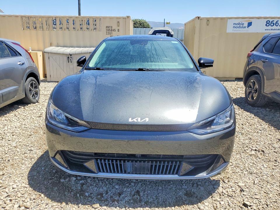 2024 KIA EV6 Wind