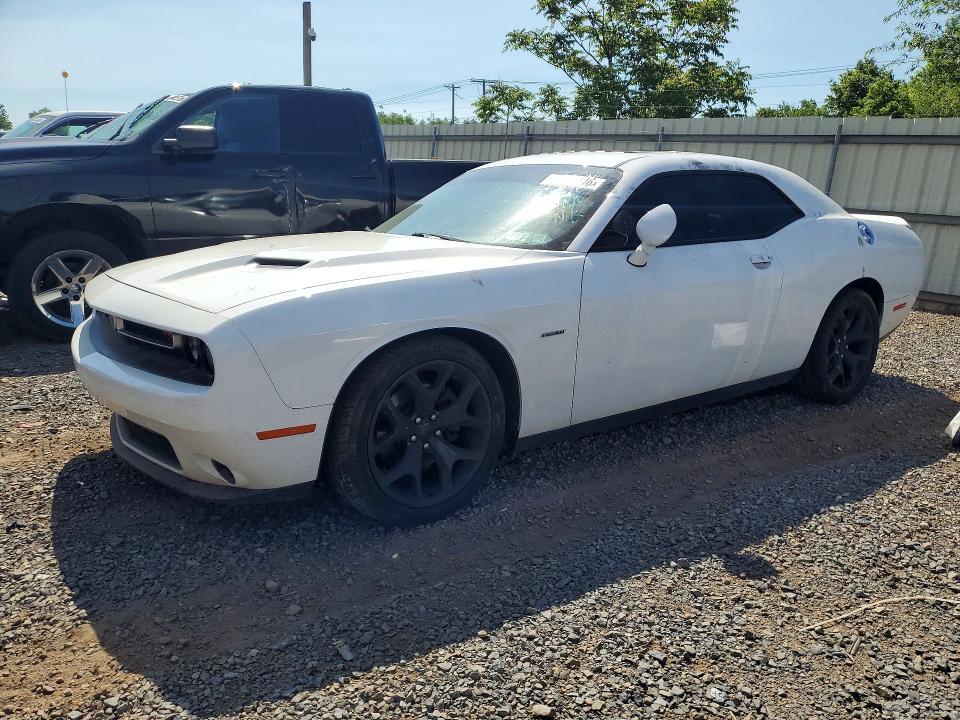 2016 Dodge Challenger r
