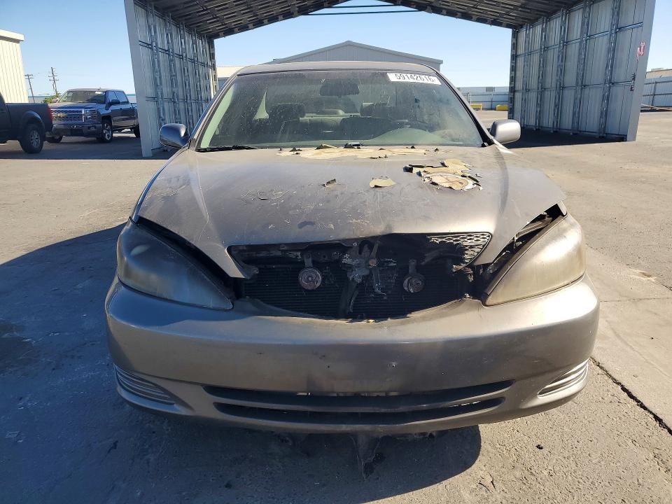 2003 Toyota Camry le