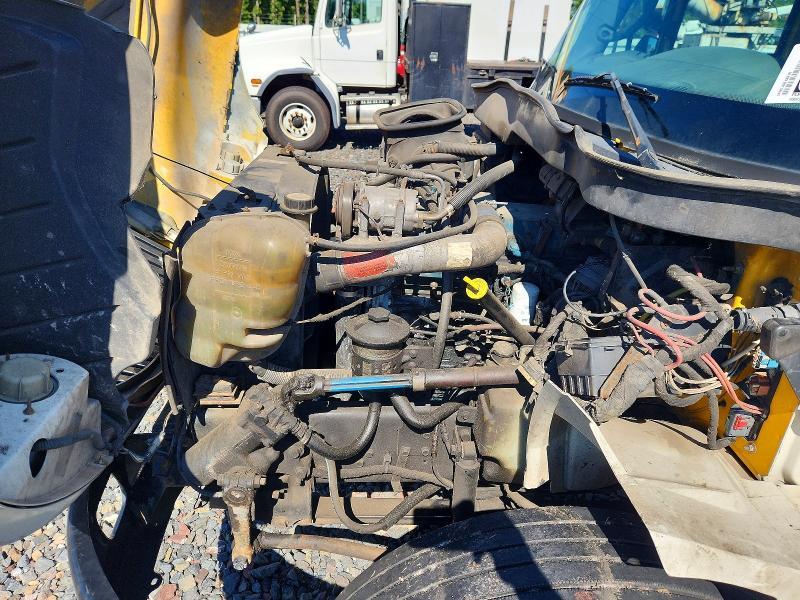 2004 International 4000 4300