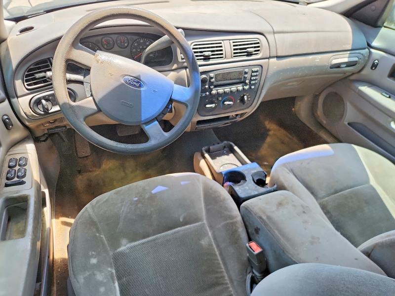 2005 Ford Taurus se