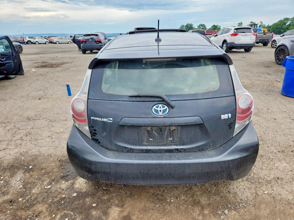 2014 Toyota Prius c Three