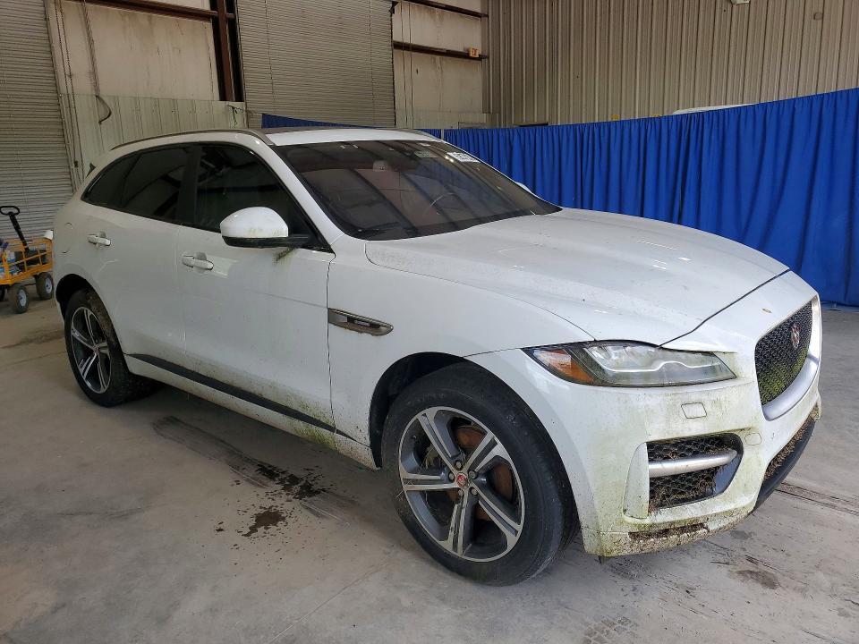 2018 Jaguar F-pace R-sport