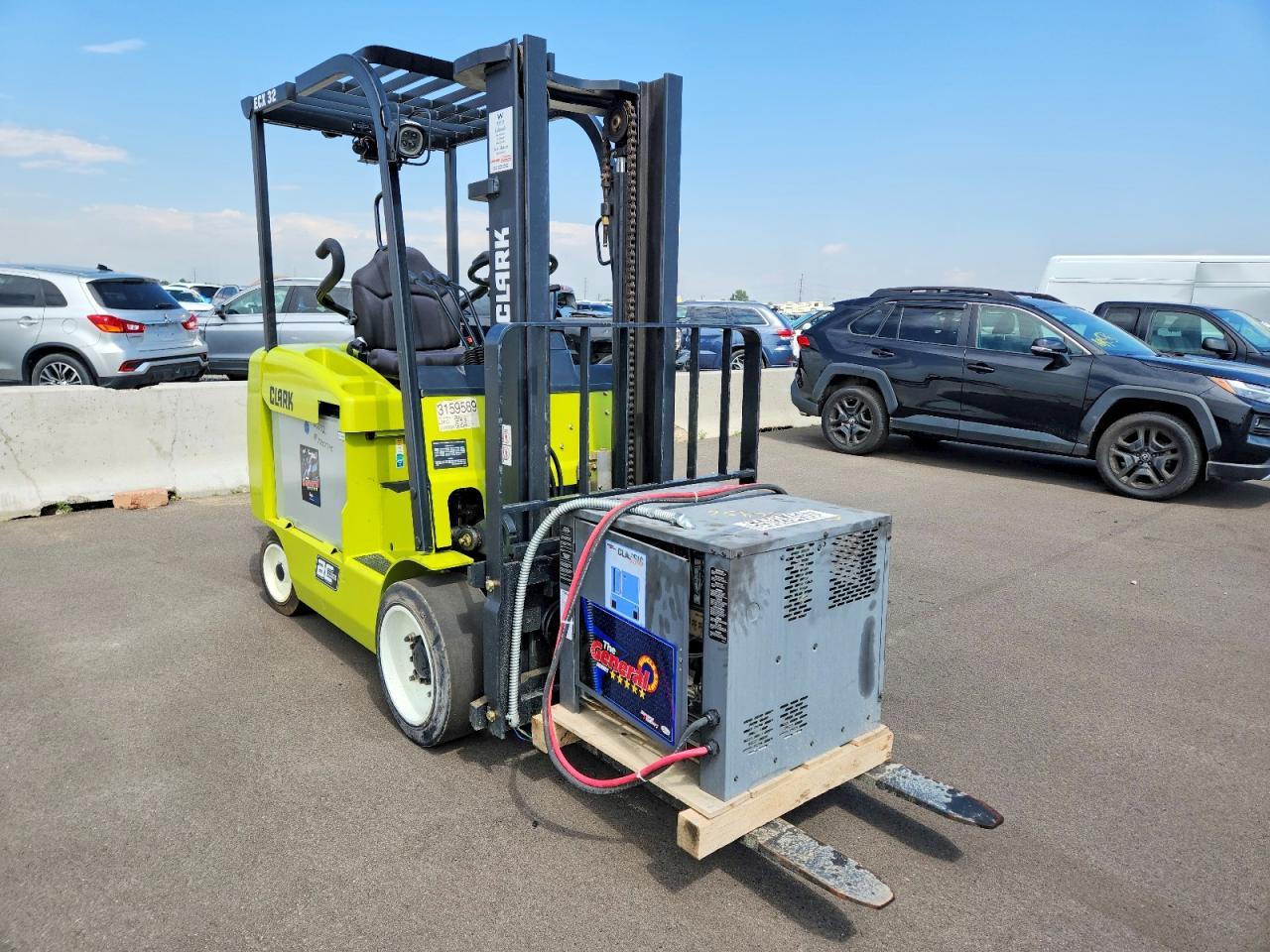 2006 Clark ECX32 Forklift