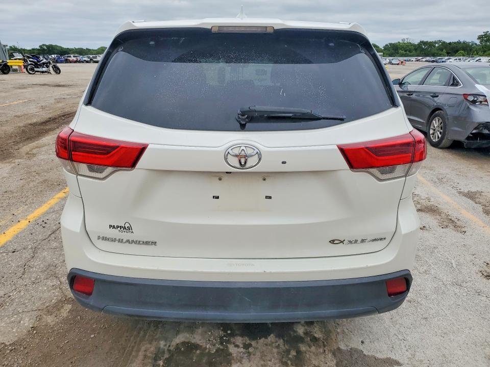2017 Toyota Highlander xle