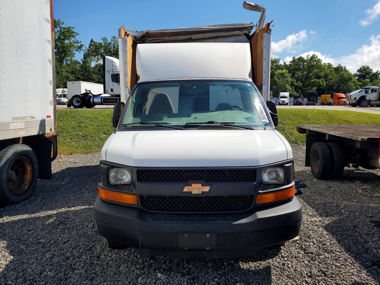2012 Chevrolet Express Delivery Truck
