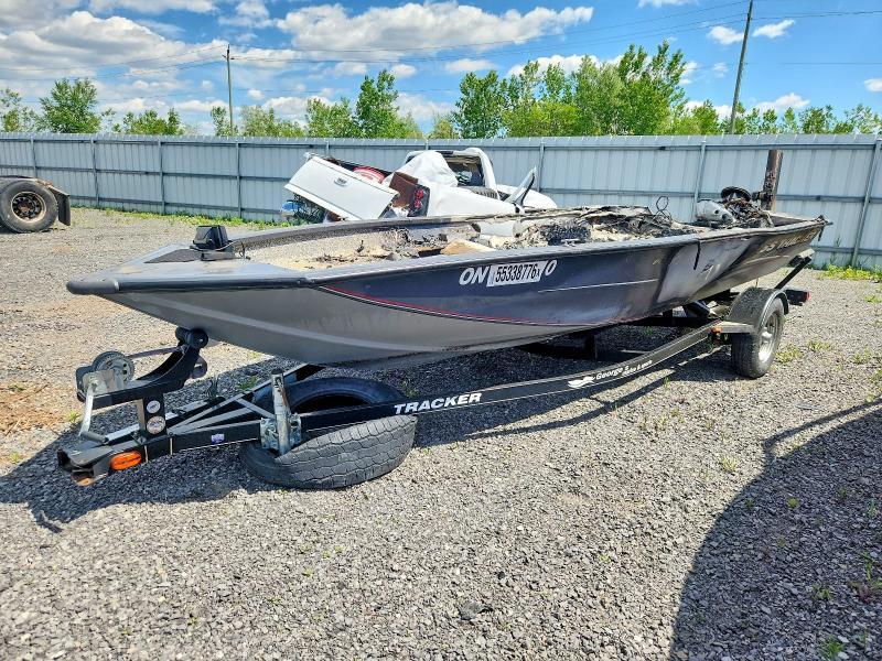 2015 Tracker Pro Boat-boat