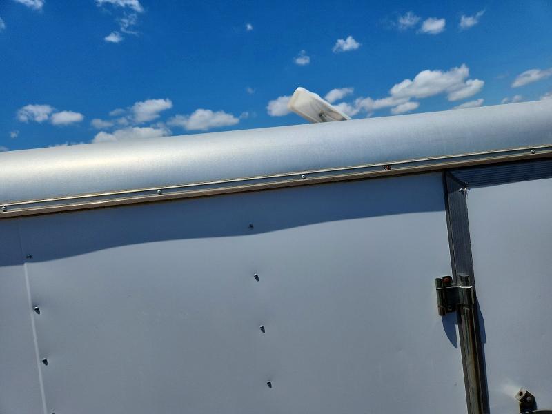 2009 Carry On Trailer Corp 2009 CARRY-ON Enclosed Cargo Trailer