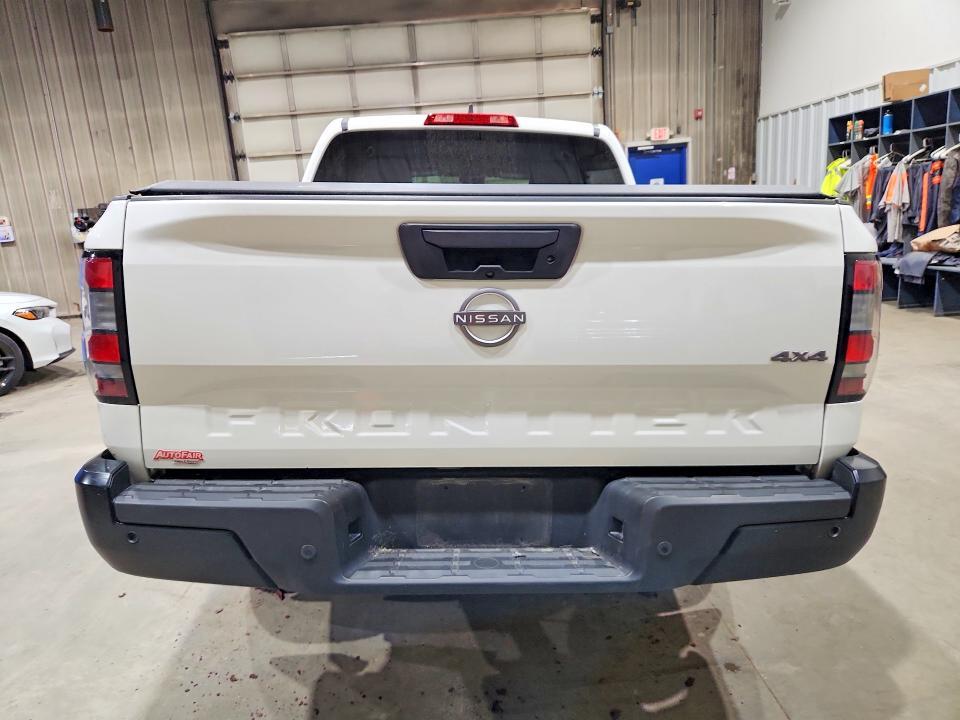 2022 Nissan Frontier S