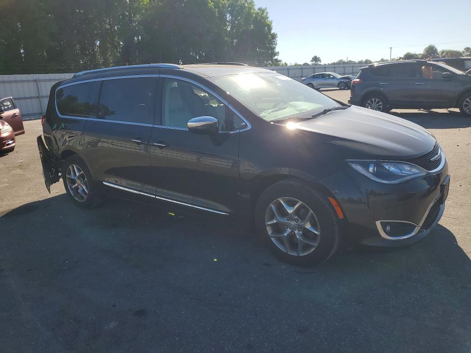 2019 Chrysler Pacifica Limited
