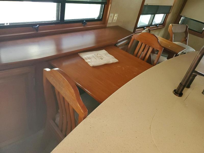 2014 DRV Mobil Suit-Slide-IN Camper