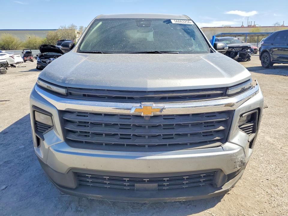 2024 Chevrolet Traverse ls