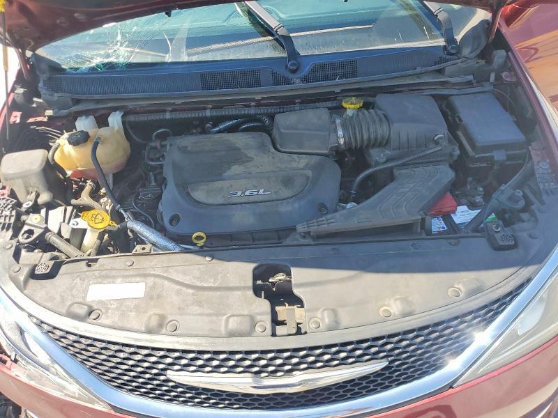 2017 Chrysler Pacifica Touring l
