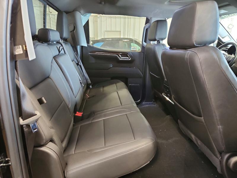 2024 GMC Sierra K1500 Elevation