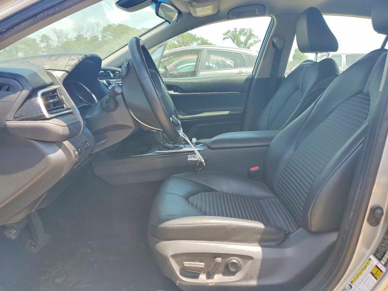 2018 Toyota Camry se