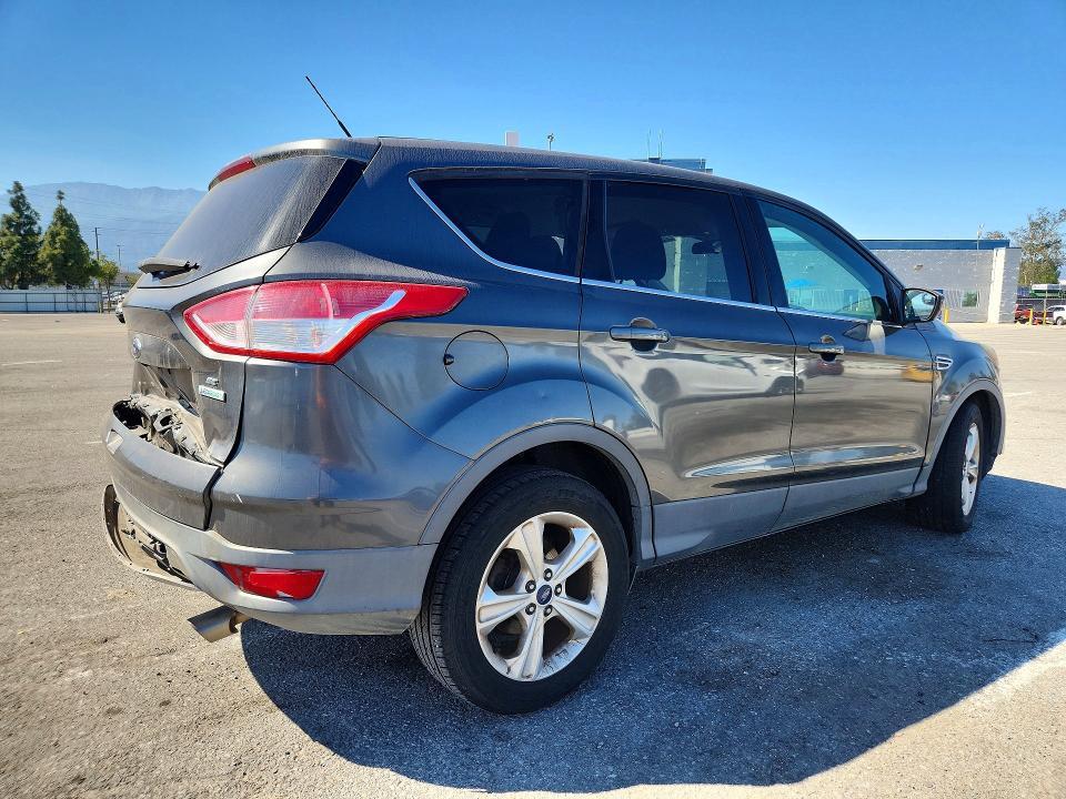 2015 Ford Escape se