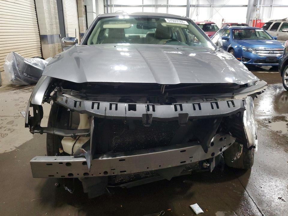 2011 Chrysler 300 Limited