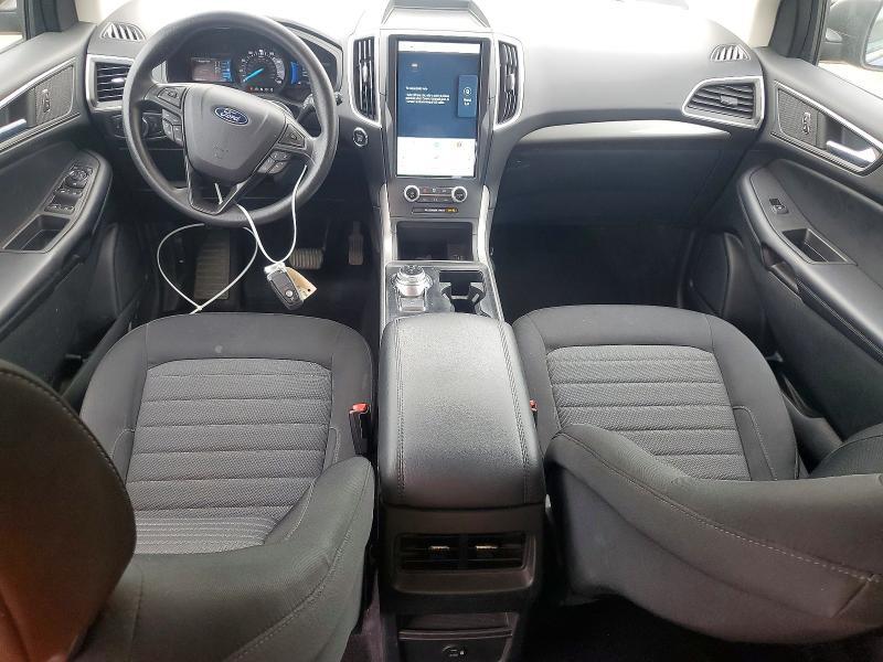 2022 Ford Edge se