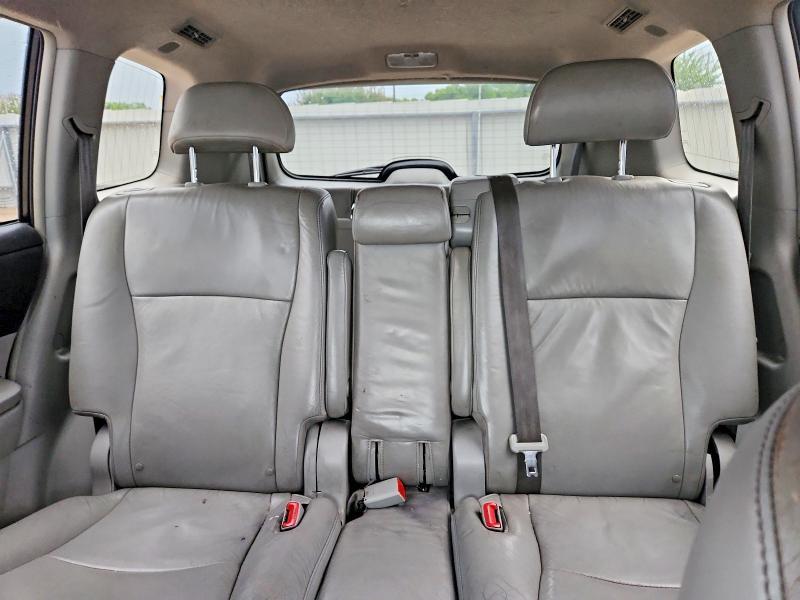 2012 Toyota Highlander se