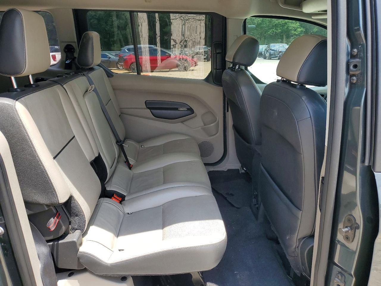2018 Ford Transit Connect Titanium