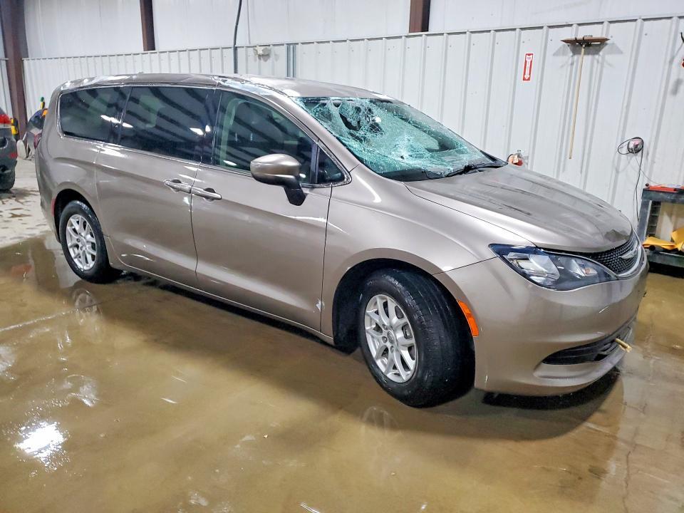 2017 Chrysler Pacifica lx