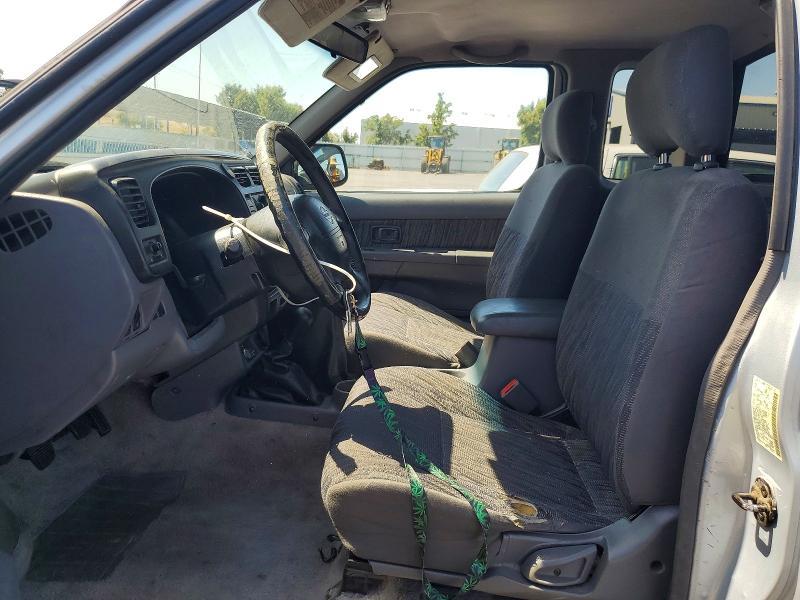 2000 Nissan Frontier XE-V6