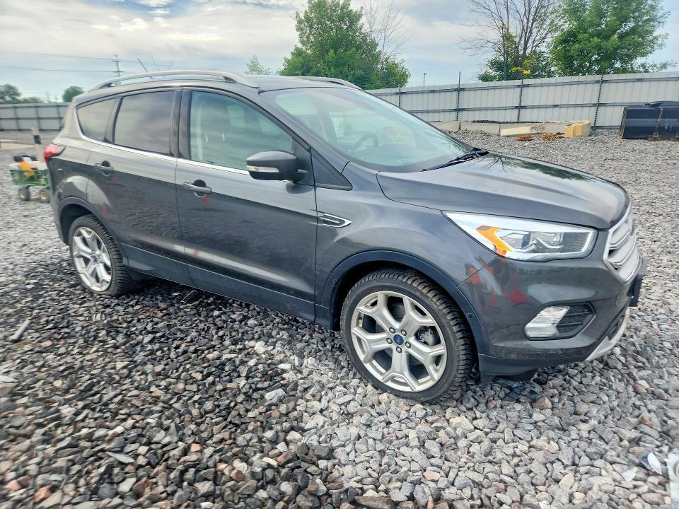 2019 Ford Escape Titanium