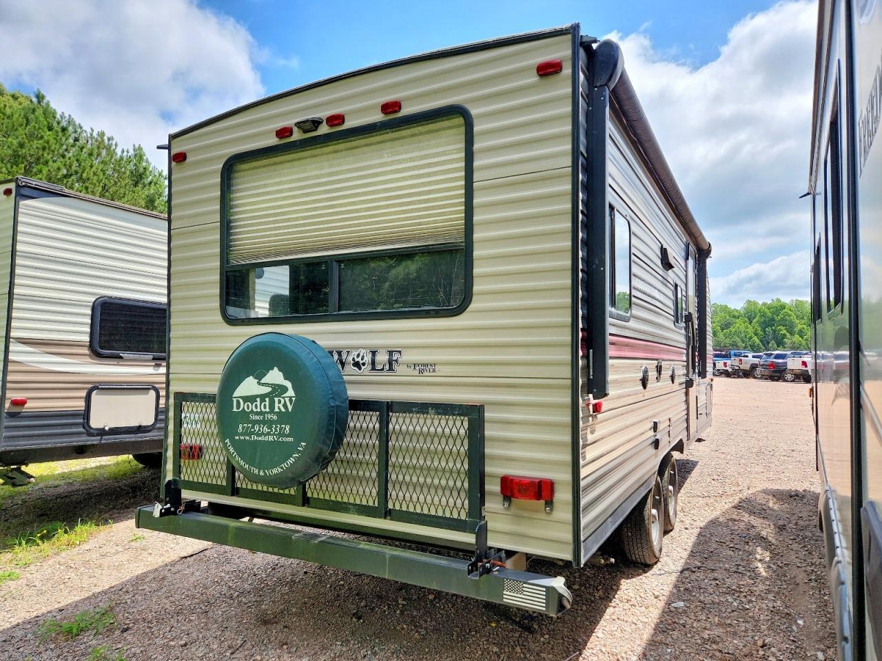 2018 Cherokee 2018 Forest River Grey Wolf Camper