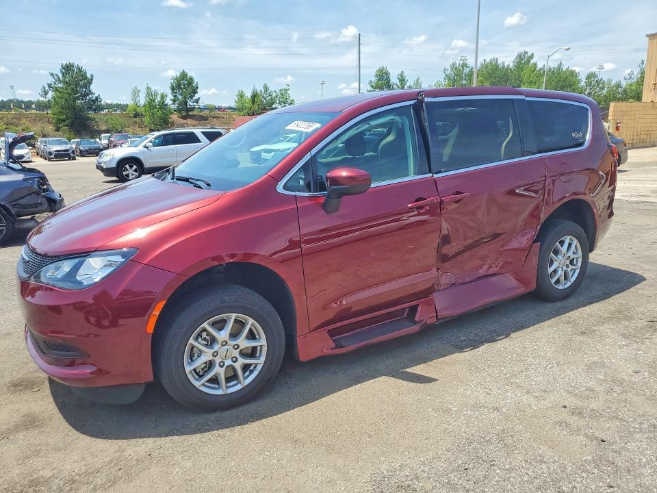 2022 Chrysler Voyager lx
