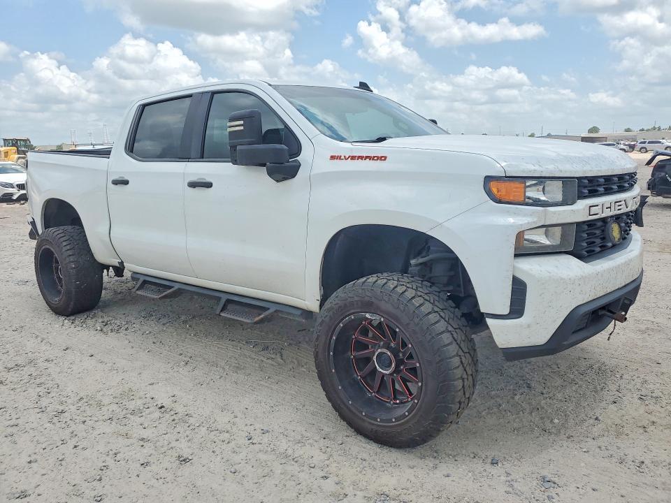 2020 Chevrolet Silverado C1500 Custom