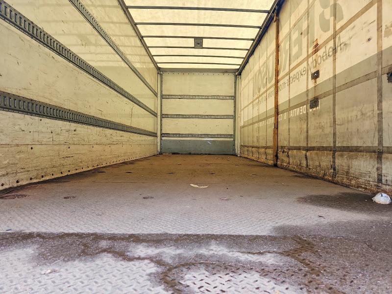 2017 Hino 258/268 BOX Truck