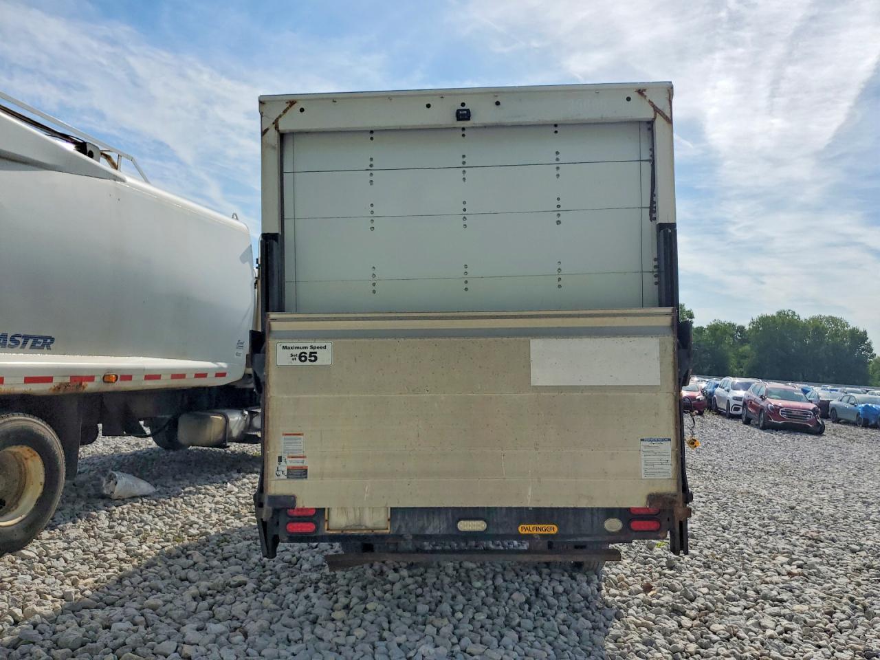 2020 Isuzu NPR BOX Truck