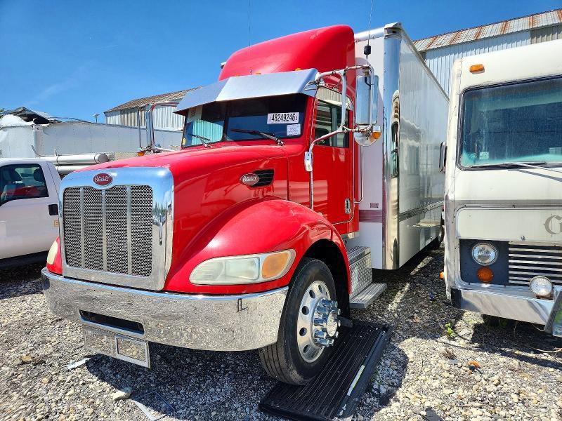 2012 Peterbilt 337
