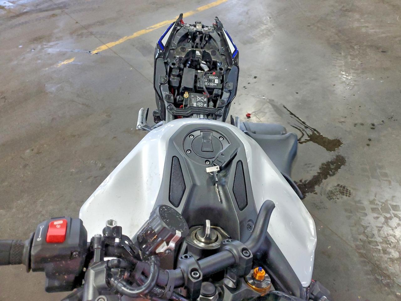 2025 Yamaha MT09 SP