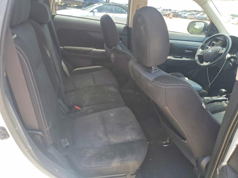 2018 Mitsubishi Outlander se