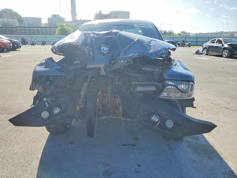 2004 Dodge Dakota Quad slt