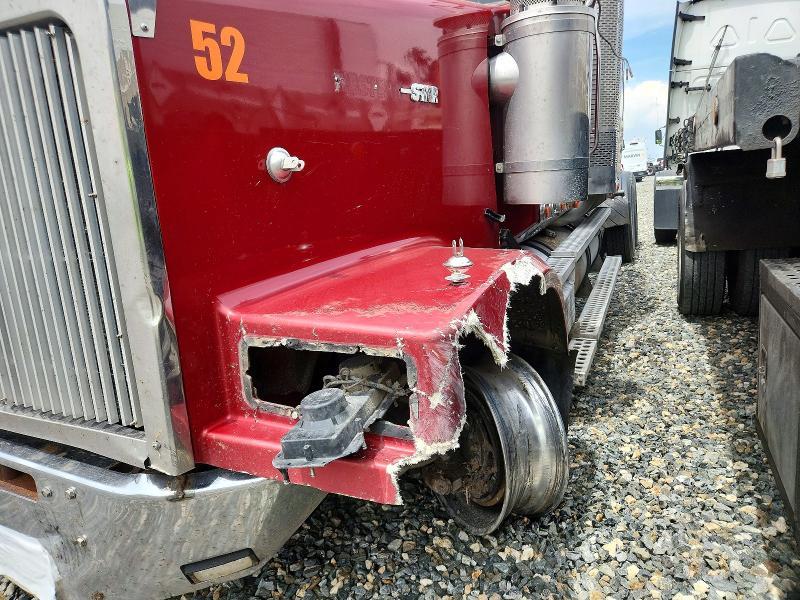 2005 Western Star 2005 Western Star 4900 Semi Truck