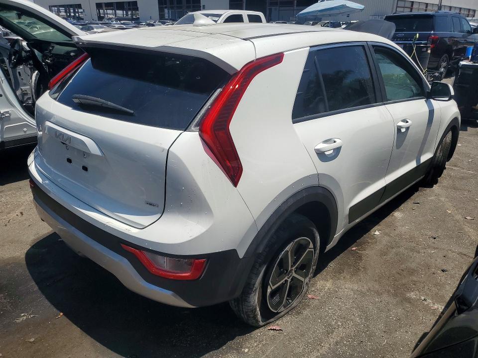 2026 KIA Niro lx