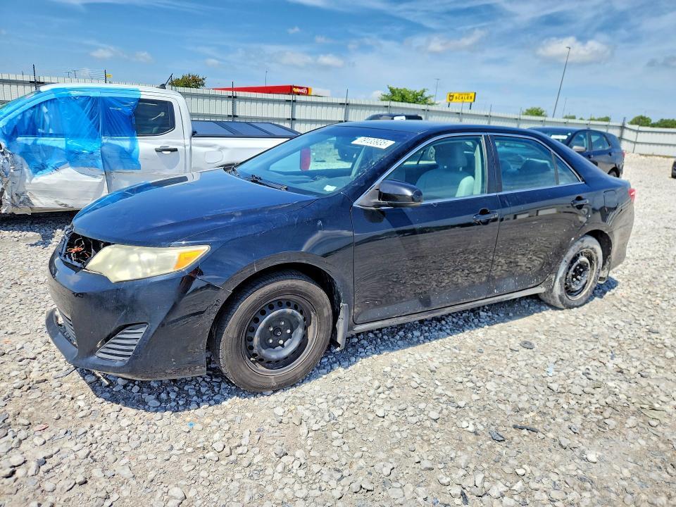 2012 Toyota Camry le
