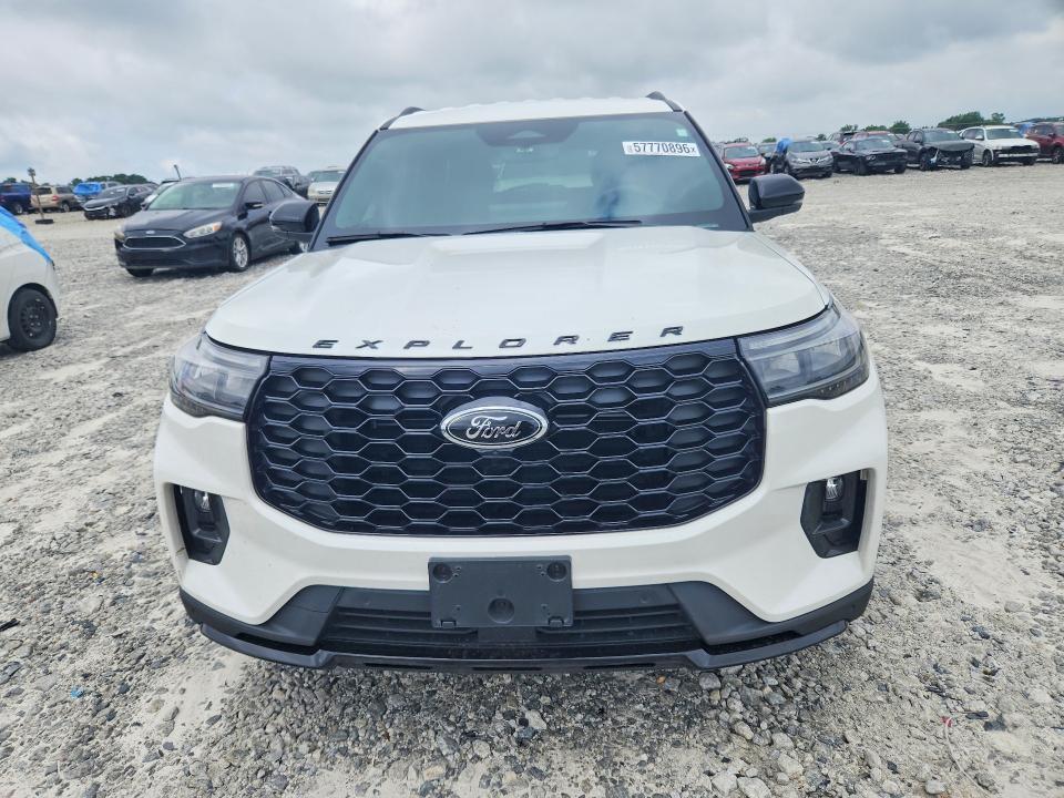 2025 Ford Explorer St-line