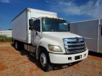 2011 Hino 258/268 BOX Truck